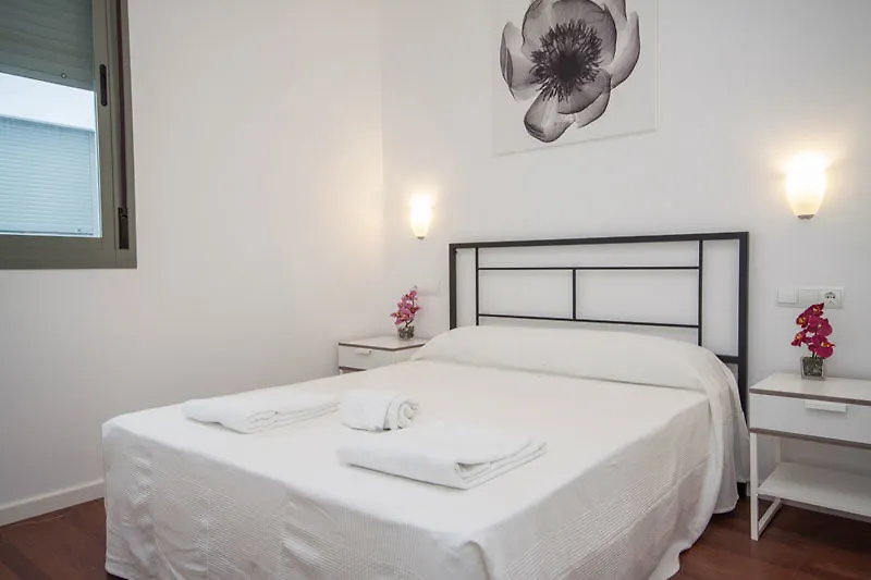 *** Hotel Feelathome Merced Apartments Malaga Spain