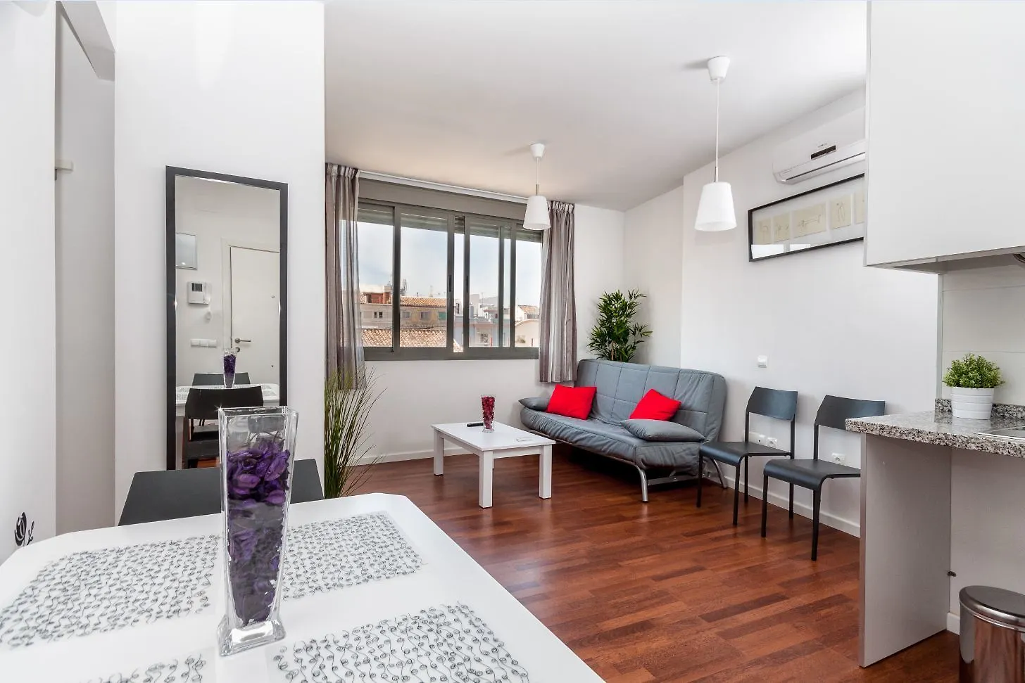 *** Hotel Feelathome Merced Apartments Malaga Spain